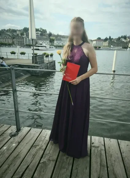 Isabella, 23