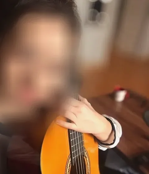 Ivana, 35
