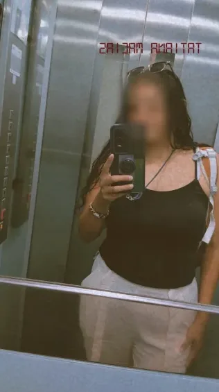 Jana, 30