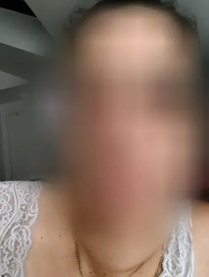 Kathrin, 35