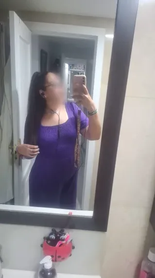 Sandra, 34