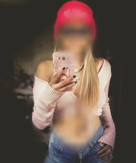 Silvia, 36
